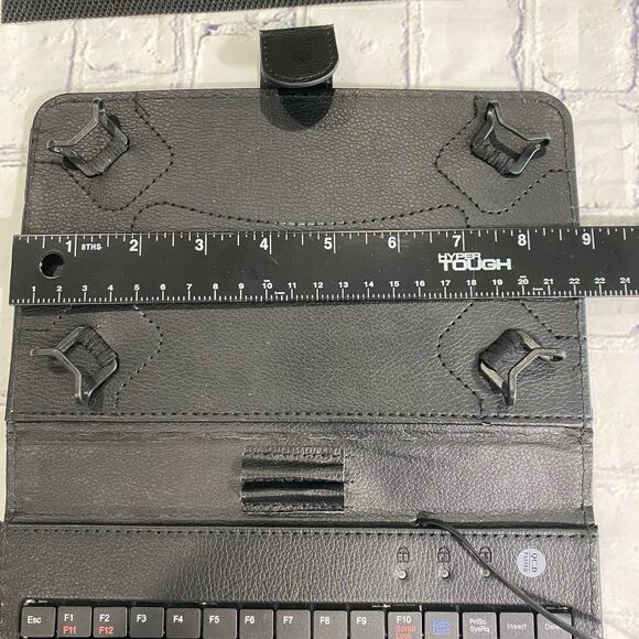 Irulu (7”-8”) Micro USB Keyboard Case with Stand. - Picture 8 of 10